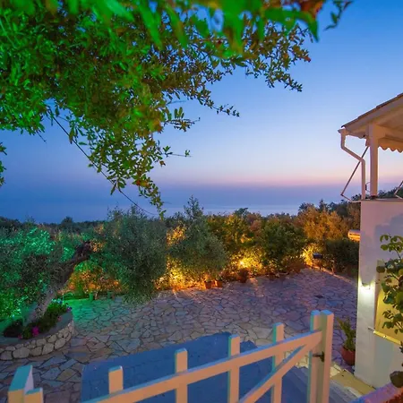 Caza Levantiera Lefkada