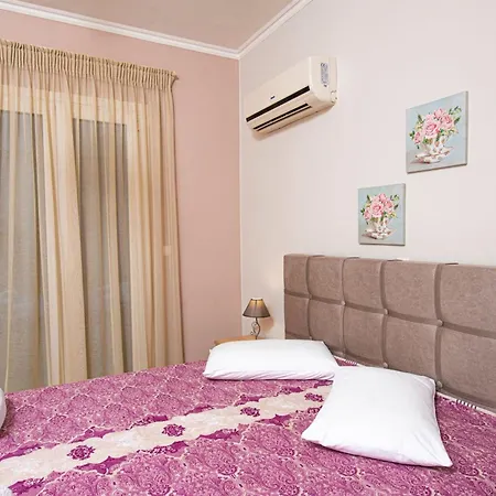 Caza Levantiera Lefkada * Kalamítsi